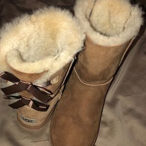 UGG Bailey Bow II- Women’s